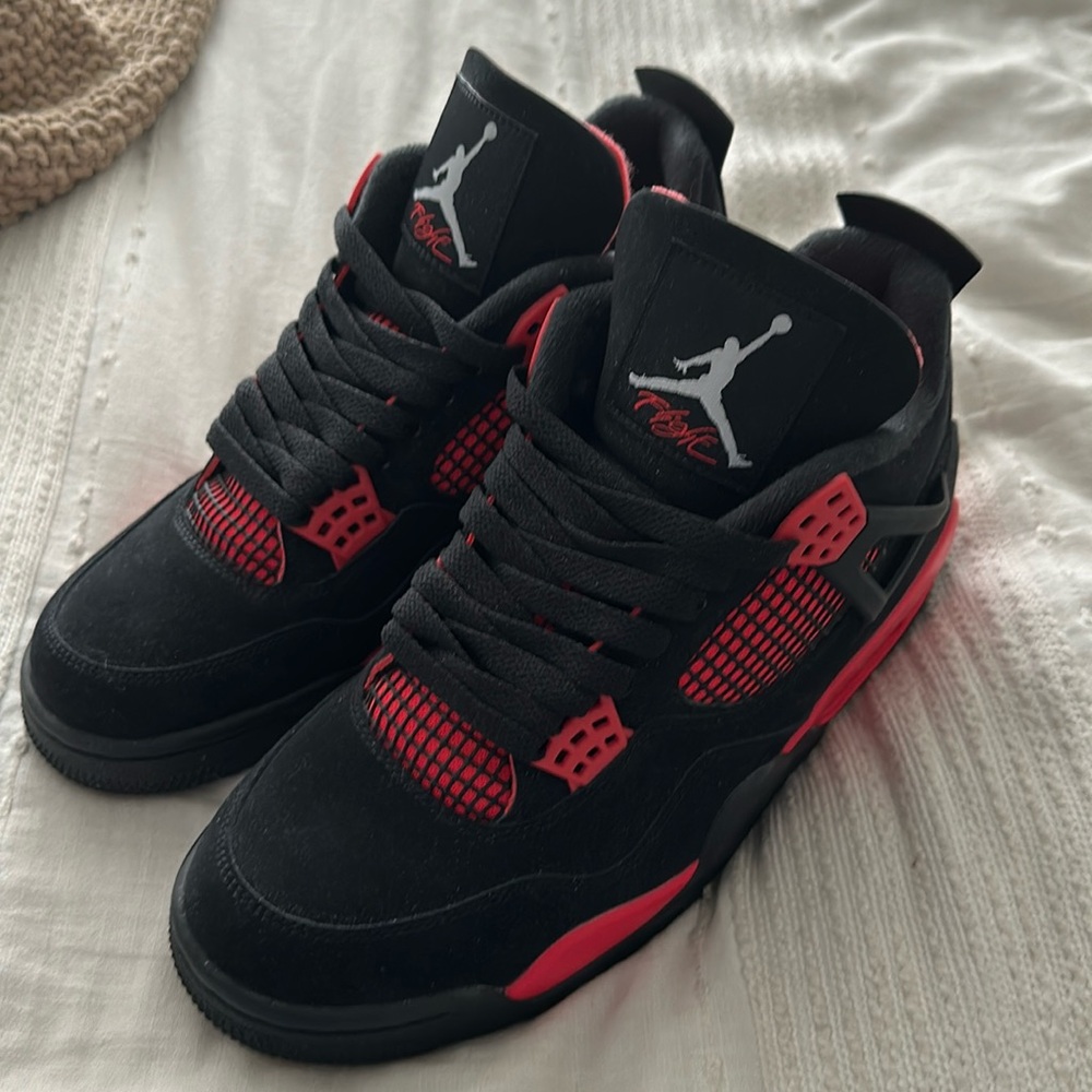 Jordan 4 Red Thunder